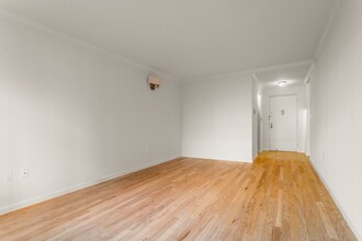 300 Rector Pl in New York, NY - Building Photo - Building Photo