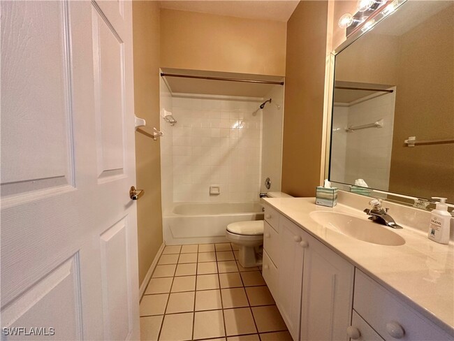 200 Lady Palm Dr in Naples, FL - Building Photo - Building Photo