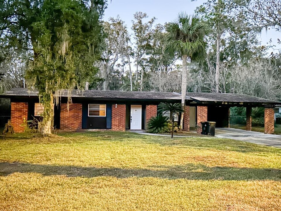 3550 NW 35th Pl in Gainesville, FL - Building Photo