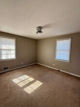 1220 E Main St in Duncan, SC - Building Photo - Building Photo