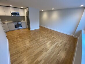 336 Harvard St, Unit 1 in Cambridge, MA - Building Photo - Building Photo