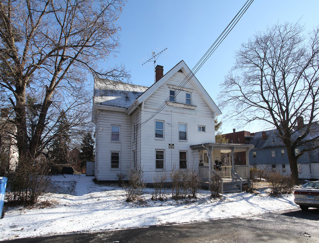 80 Linden St in Waterbury, CT - Building Photo - Building Photo