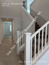 2944 E Escarpa Dr in Fresno, CA - Building Photo - Building Photo