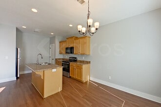 8008 Shadesbrook Dr in Tuscaloosa, AL - Building Photo - Building Photo