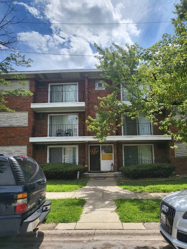 15300 Doctor M.L.K. Jr Dr Apartments and Nearby Dolton Apartments For