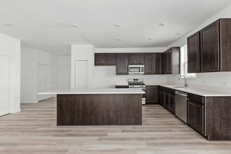 11067 Thomas St in Winfield, IN - Building Photo - Building Photo