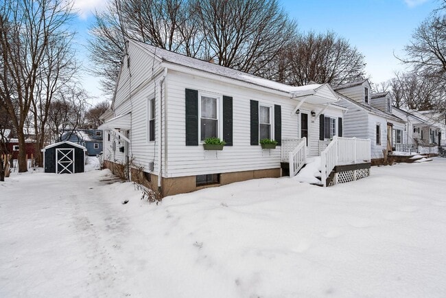 243 Harwood Ave in Syracuse, NY - Building Photo - Building Photo