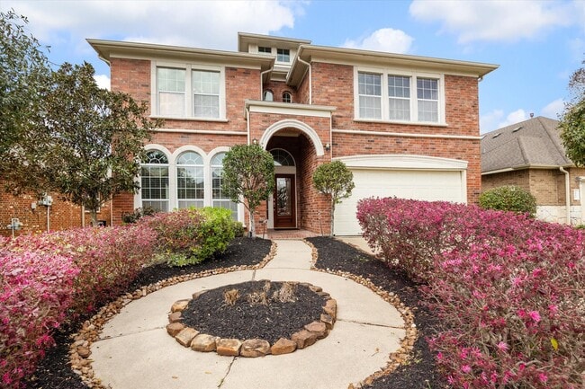 property at 2088 Silverthorn Ln