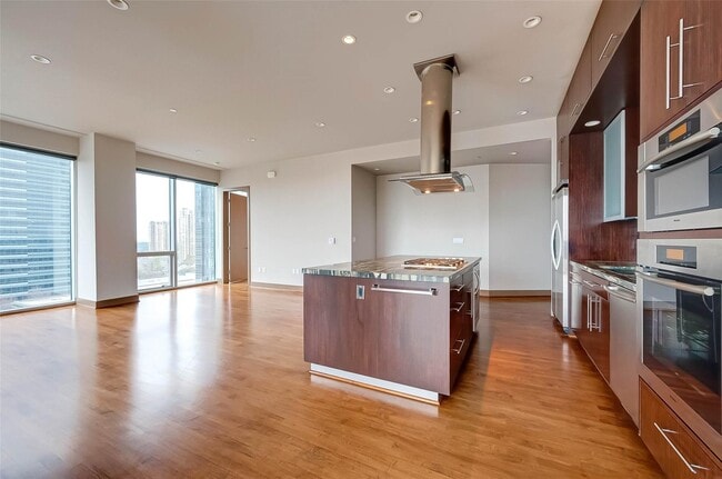 property at 1600 Post Oak Blvd