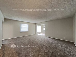 6271 Coronado Ave in Long Beach, CA - Building Photo - Building Photo