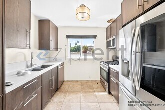 1435 N Fairfax Ave in West Hollywood, CA - Building Photo - Building Photo