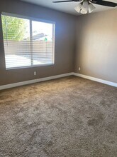 8755 W Royal Palm Rd in Peoria, AZ - Building Photo - Building Photo