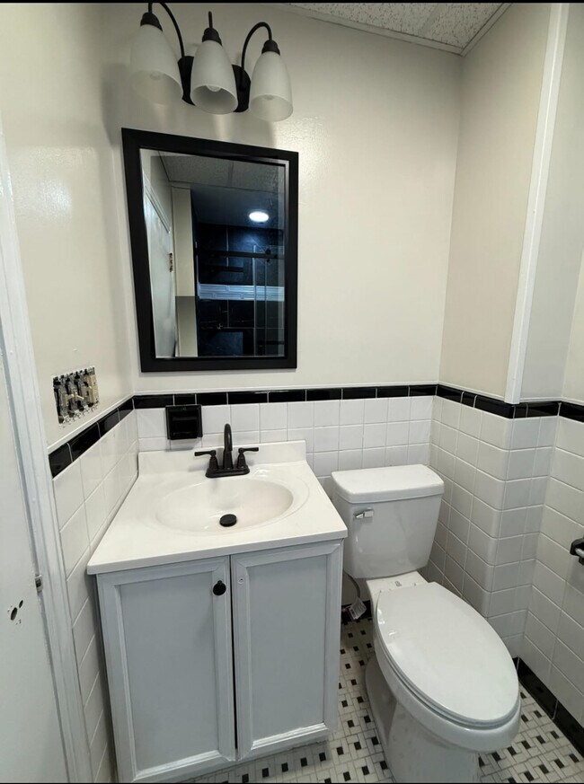 33 Lake St, Unit Unit 1 in Stamford, NY - Foto de edificio - Building Photo