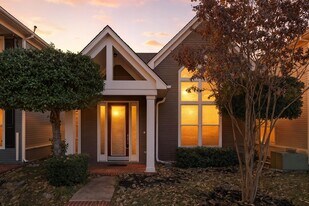 1198 Island Pl E in Memphis, TN - Building Photo