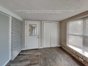 1921 Cindy Dr, Unit A1637-02 in Decatur, GA - Building Photo - Building Photo