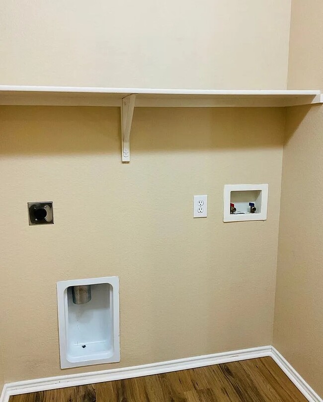 property at 533 Jennifer Dr