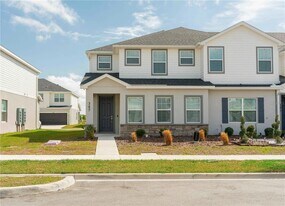 387 Crossings Ave in St. Cloud, FL - Building Photo
