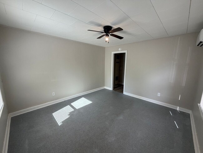 404 Birch St in Sanford, NC - Building Photo - Building Photo