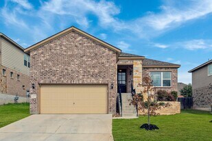 12515 Ponder Ranch in San Antonio, TX - Building Photo