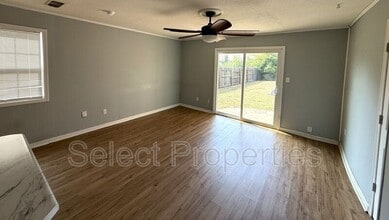 2213 Spence Cir in Jonesboro, AR - Building Photo - Building Photo