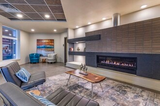 Yacht Harbor Club in Portland, OR - Building Photo - Building Photo
