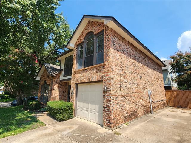 100 Saddle Rock Ct in Irving, TX - Building Photo - Building Photo