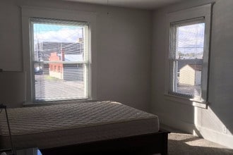 116 Walnut St, Unit D in Findlay, OH - Building Photo - Building Photo