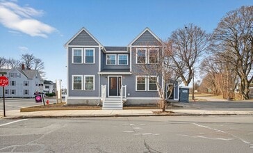 371 Cabot St in Beverly, MA - Building Photo - Building Photo