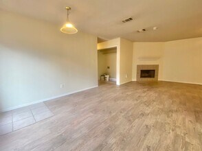 6319 7th St in Lubbock, TX - Building Photo - Building Photo