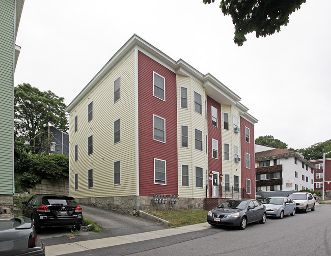 197 Dewey St in Worcester, MA - Foto de edificio - Building Photo