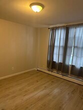 34 Humphrey Ave in Bayonne, NJ - Building Photo - Building Photo