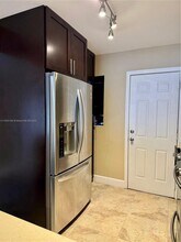 1400 NE 191st St in Miami, FL - Building Photo - Building Photo