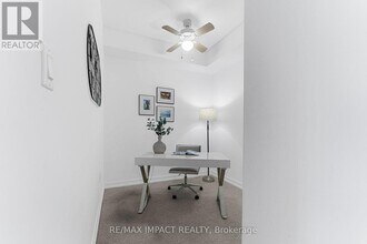 125-125 Shoreview Pl in Hamilton, ON - Building Photo - Building Photo