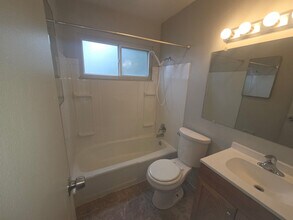 347 Mathews Rd in Boardman, OH - Building Photo - Building Photo