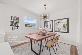 5908 S Manhattan Ave in Tampa, FL - Building Photo - Building Photo