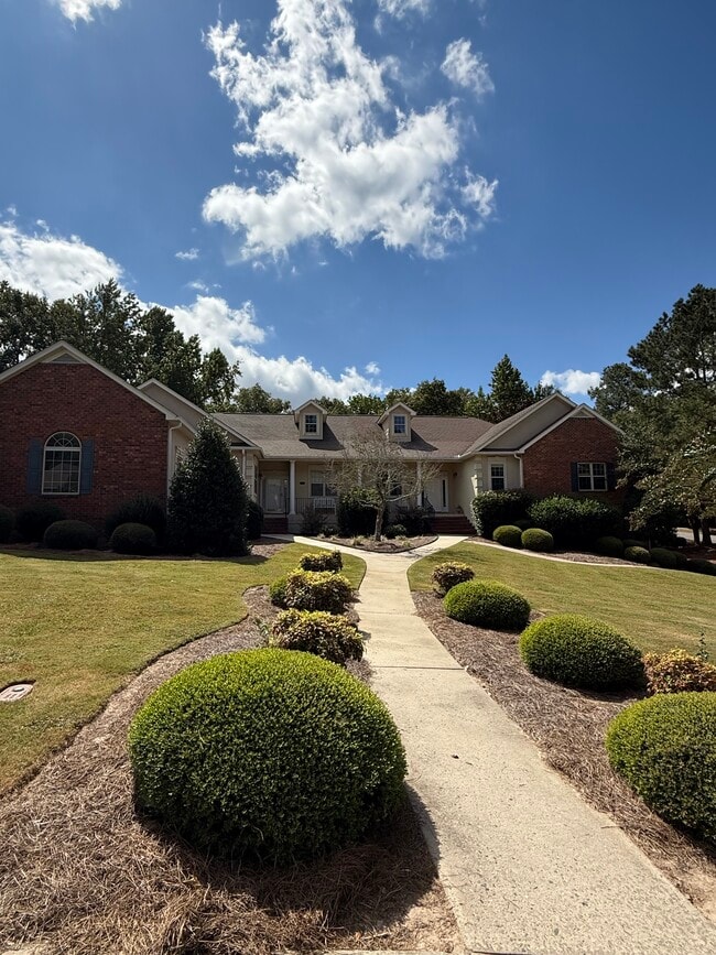 property at 100 Cottonwood Creek Ln