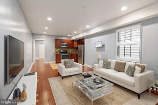 1419 N 17th St in Philadelphia, PA - Building Photo