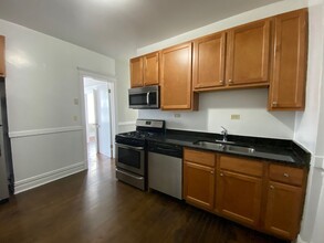 1606 W Nelson St in Chicago, IL - Building Photo - Building Photo