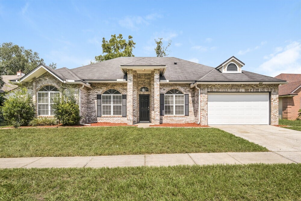 9157 Camshire Dr in Jacksonville, FL - Building Photo