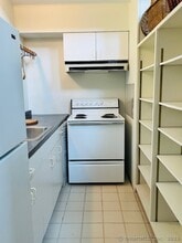 106 Spoonwood Rd in Wilton, CT - Building Photo - Building Photo