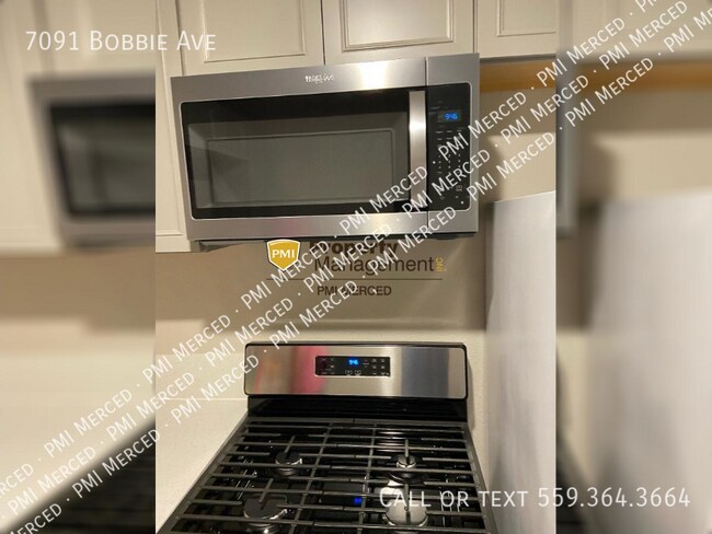 7091 Bobbie Ave in Winton, CA - Building Photo - Building Photo