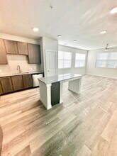 3001 NE Inner Loop in Georgetown, TX - Foto de edificio - Building Photo