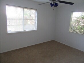 2912 25th St N in Texas City, TX - Building Photo - Building Photo