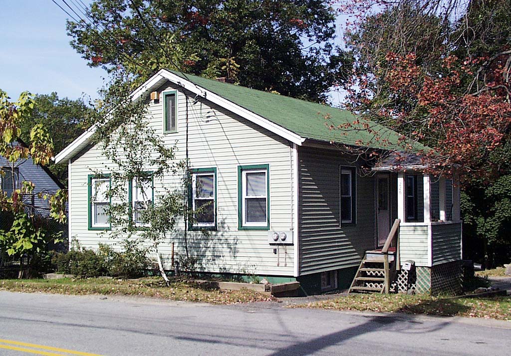 226 Adams St in Bedford Hills, NY - Building Photo