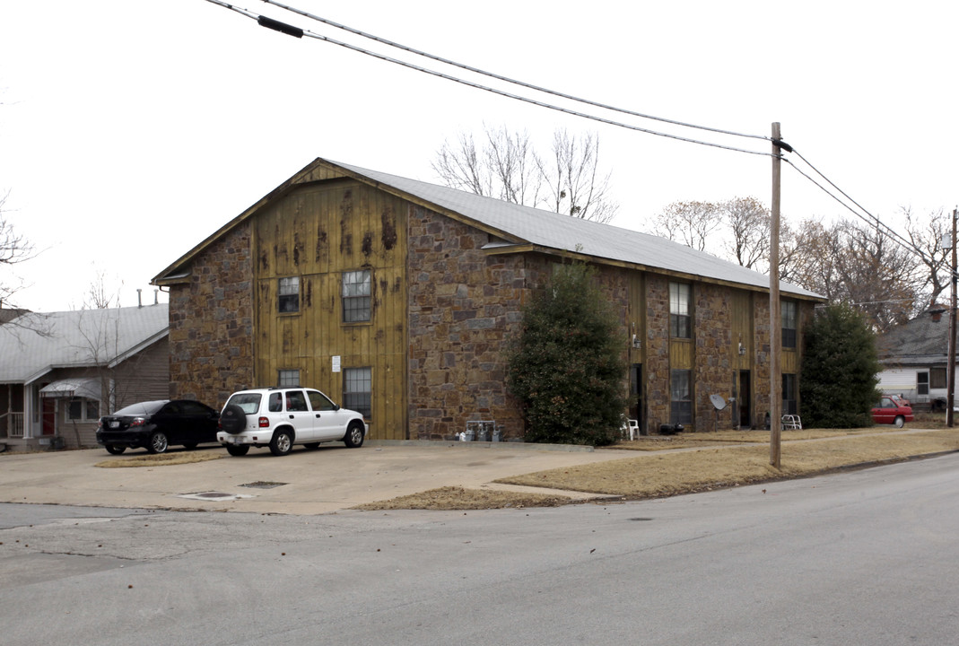 Creek Apartments in Bartlesville, OK - Building Photo