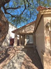2016 E Bluefield Ave in Phoenix, AZ - Building Photo - Building Photo