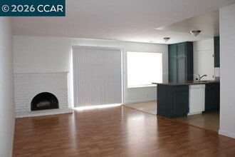 2152 Blue Jay Cir in Pinole, CA - Building Photo - Building Photo