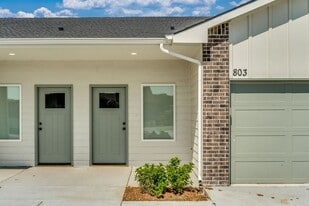 157 Gowen St in Goddard, KS - Building Photo