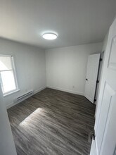 45562 Kipp Ave in Chilliwack, BC - Building Photo - Building Photo