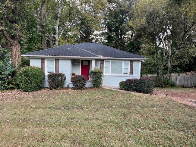property at 2046 Settle Cir SE